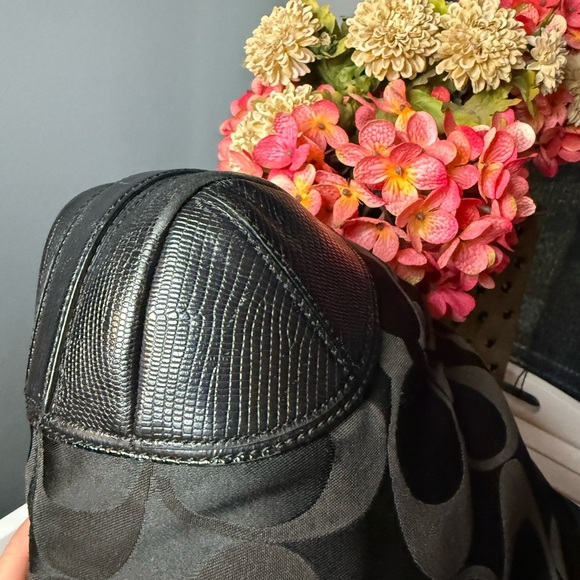 Coach Collette Signature Jacquard & Black SnakePrinted Leather bag EUCAuthentic - Picture 4 of 13